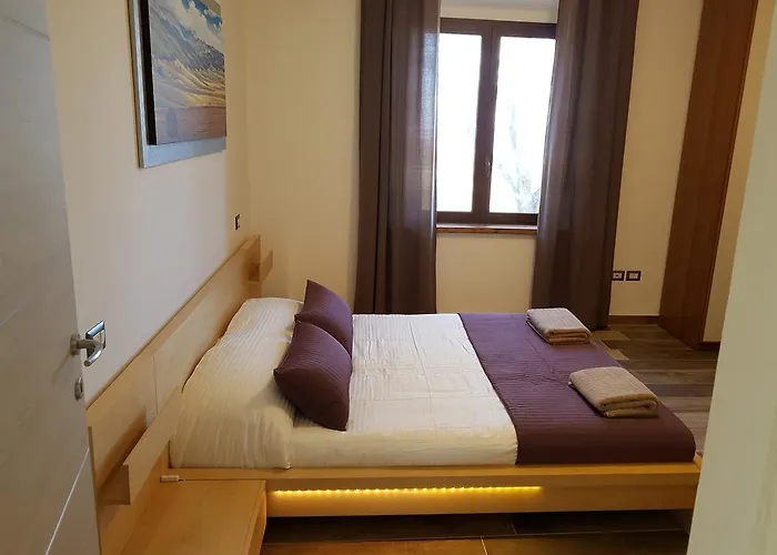 La Collina Alojamento de Acomodação e Pequeno-almoço 4*